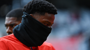 Jonathan David en échauffement avec le LOSC avant un match de ligue 1