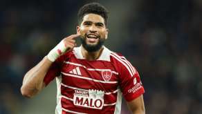 Mahdi Camara célèbre un but avec Brest