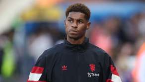 Marcus Rashford en survêtement de Manchester United