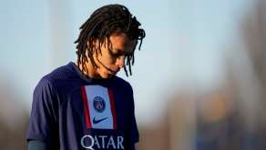 ethan mbappe tête basse