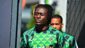 manu kone gladbach training