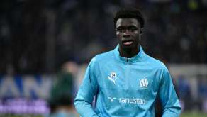 Robinio Vaz à l'échauffement avec l'OM