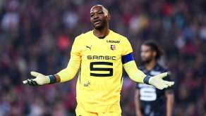 Steve Mandanda, le gardien de but de Rennes, lors d'un déplacement à Lille en Ligue 1.