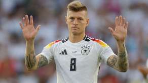 toni-kroos-presente-ses-excuses-a-pedri