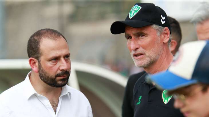 dall é RECRUES