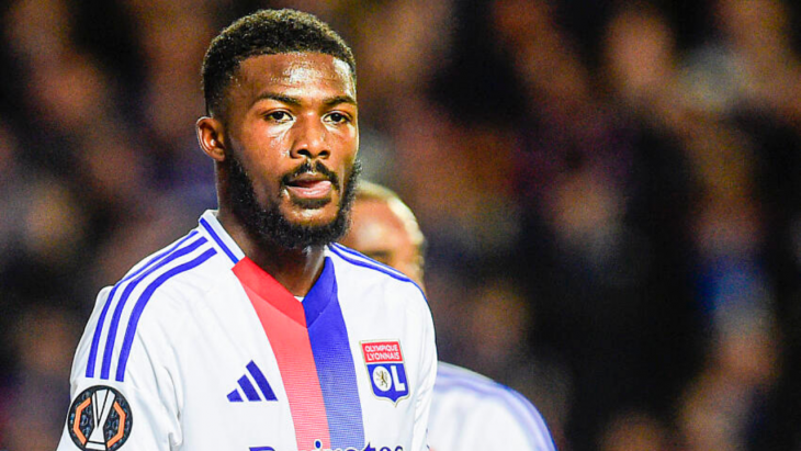 Ainsley-Maitland-Niles-OL-concentré
