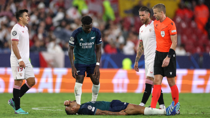 Saka et Jésus avec Arsenal contre Séville