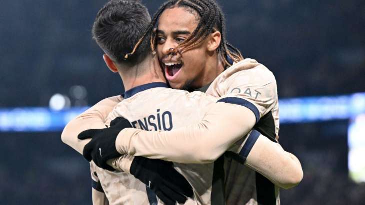 Barcola-PSG-Bleu-jpg