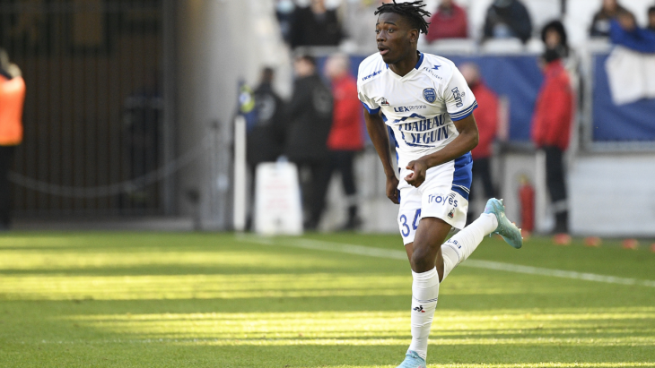 Derek Mazou-Sacko avec Troyes