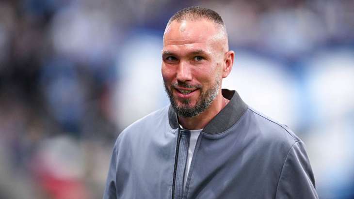Didier Digard qui se dirige vers le banc du HAC