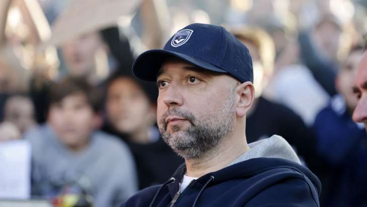 Gérard Lopez en tribunes avec les supporters de Bordeaux