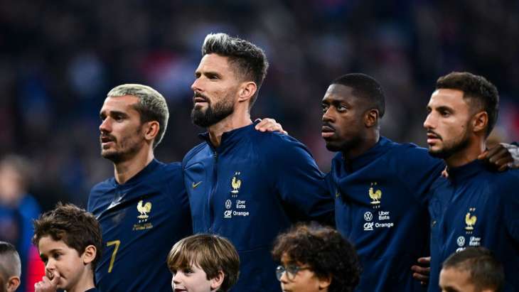 Griezmann, Giroud, Dembélé, Claus entonnent la Marseillaise