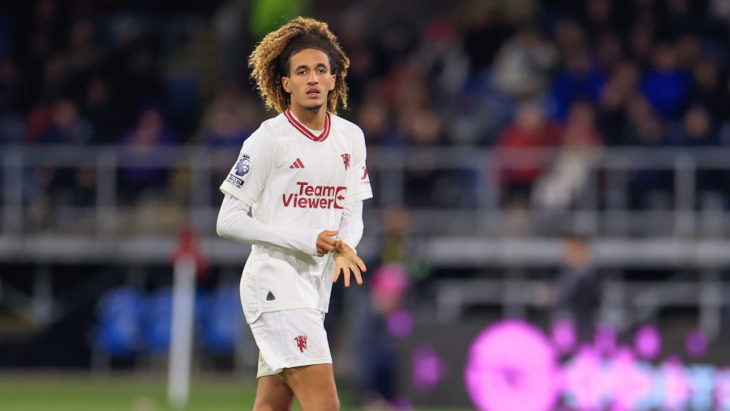 Hannibal Mejbri avec Manchester