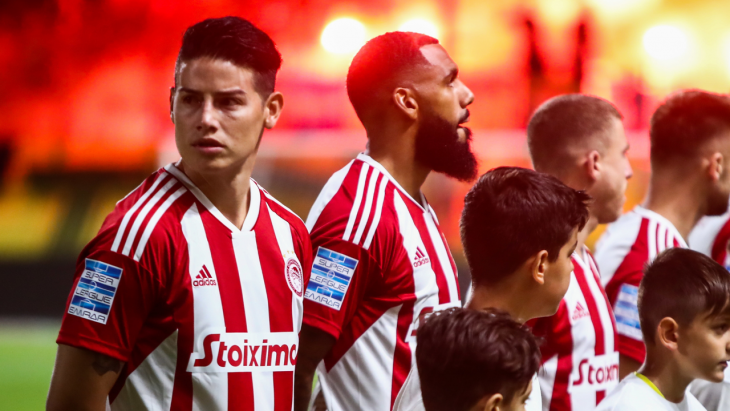 James Rodriguez et Yann M'Vila avec l'Olympiakos