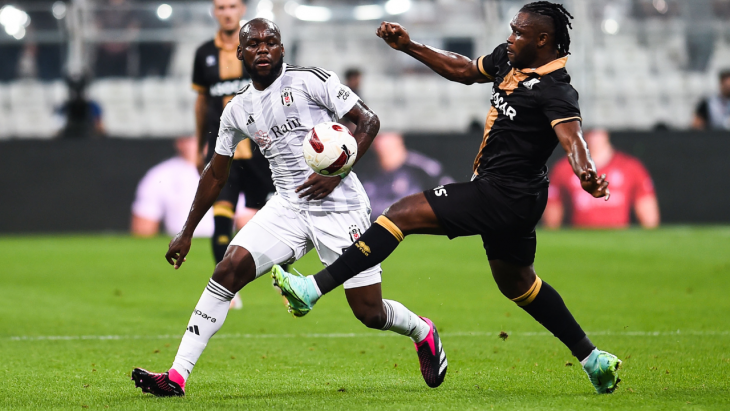 Jean Onana avec Besiktas