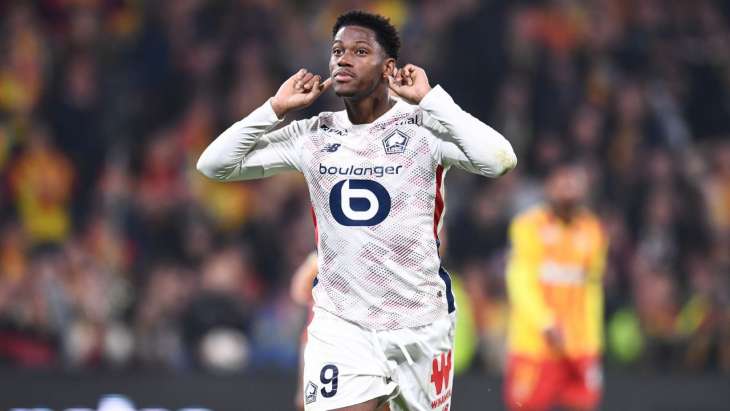 Jonathan David qui célèbre son but contre Lens