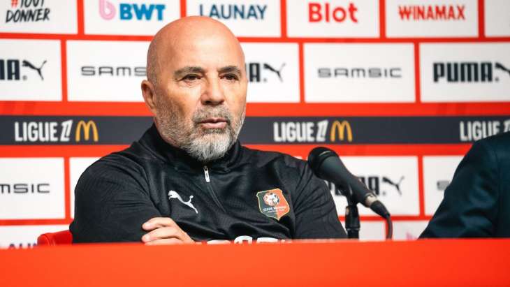 Jorge Sampaoli en conférence de presse à Rennes