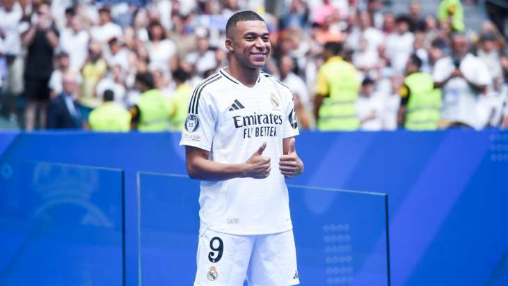 Kylian Mbappé présentation Real Madrid 110824