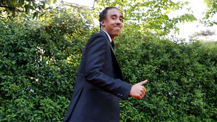 LENY YORO (LOSC) POUCE LEVÉ