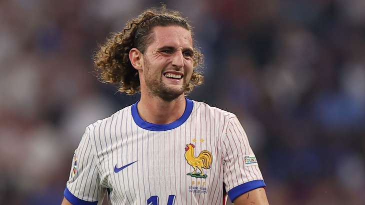 Mercato : une piste improbable s'offre à Rabiot