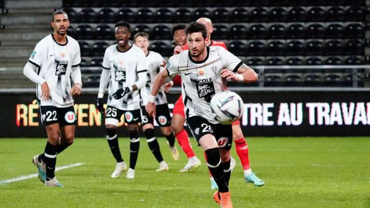 Mercato-Angers-Lepaul-jpg