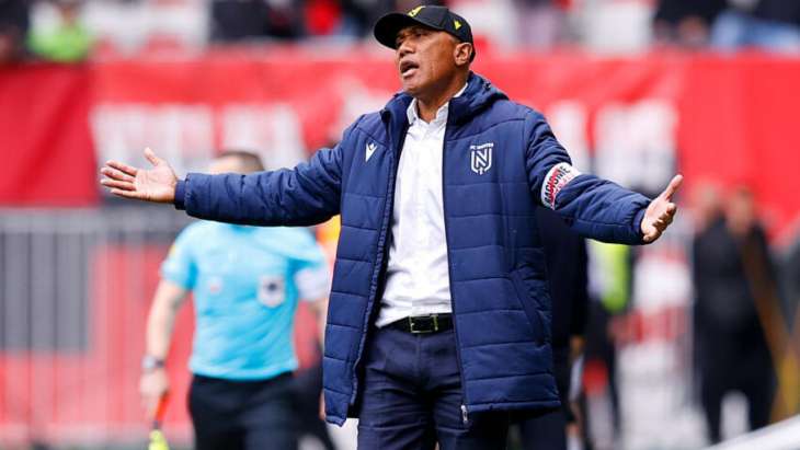 Nantes-OL-Kombouaré-arbitrage-jpg