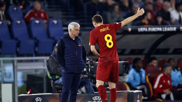 Nemanja Matic AS Rome Mourinho