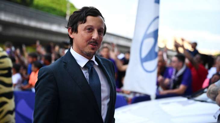 Pablo Longoria en costard avant TFC - OM