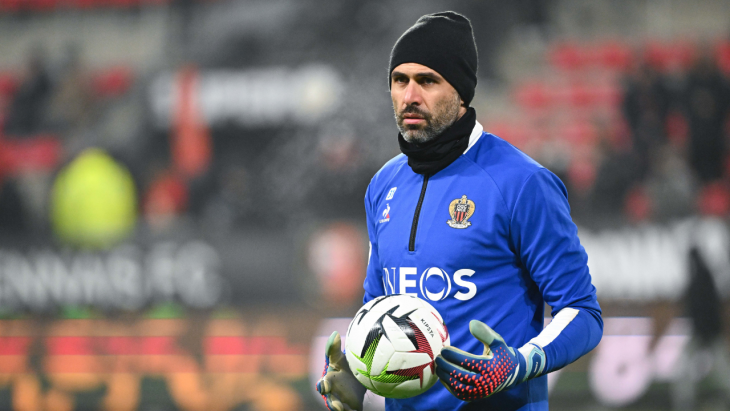 Salvatore Sirigu avec Nice