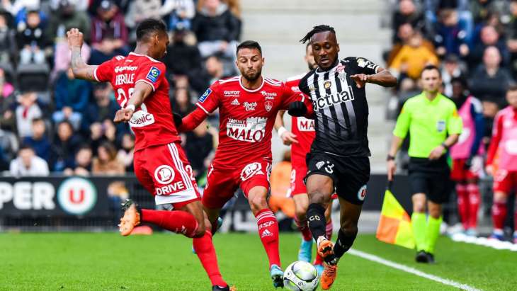 Souleymane-Doumbia-Standard-Lens-mercato-jpg