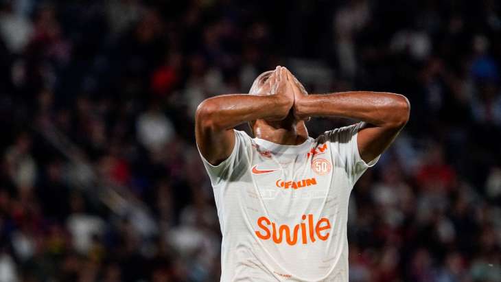 Wahbi Khazri se prend la tête à deux mainx