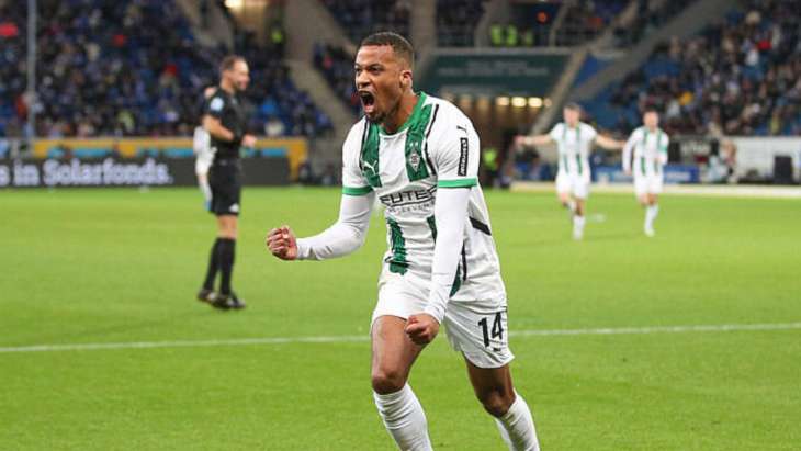 Alassane Pléa, ici en train de célébrer un but avec le Borussia Mönchengladbach.