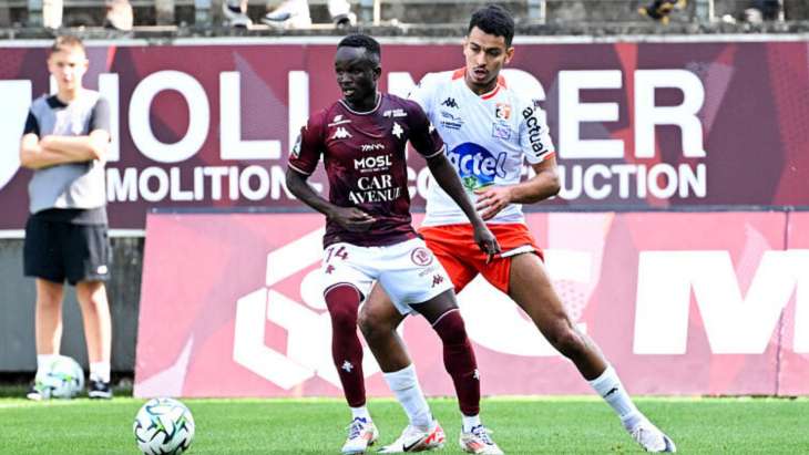 Amin Cherni (à droite) ici au duel sous les couleurs du Stade Lavallois.