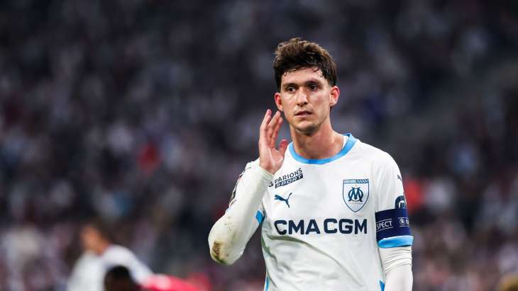 Leonardi Balerdi avec le maillot de l'OM