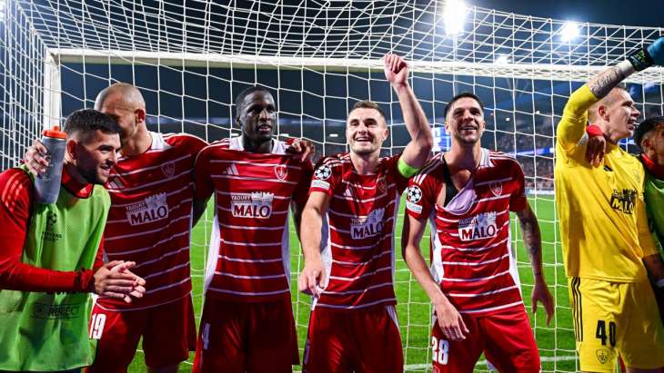 Les joueurs du Stade Brestois fêtent leur succès en Autriche