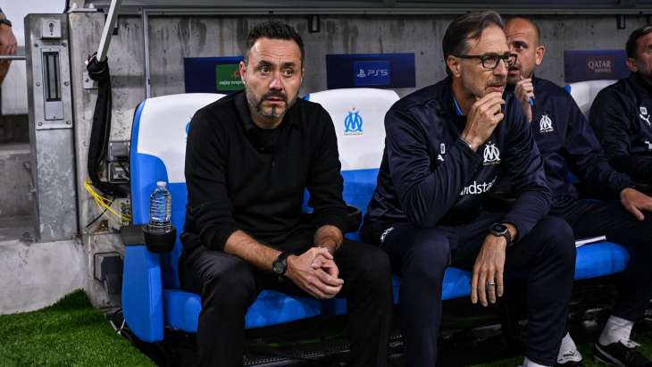 Roberto DE ZERBI, entraîneur principal de Marseille, lors du match de l'UEFA Champions League 2025/2026 entre Marseille et l'Ajax au Stade Vélodrome, le 30 septembre 2025 à Marseille,
