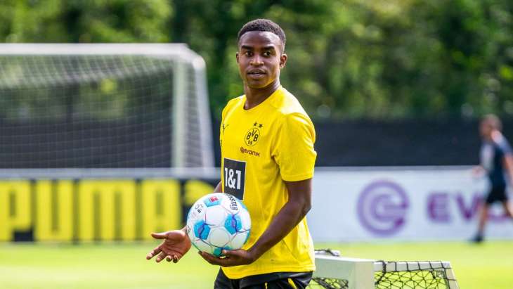 dossier-moukoko-bloque