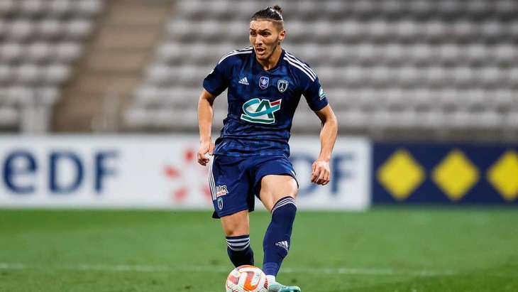 Jaouen Hadjam avec le Paris FC