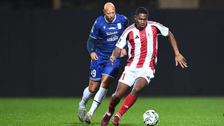 Jésah Ayessa (à droite), ici au duel lors d'un match de l'AC Ajaccio