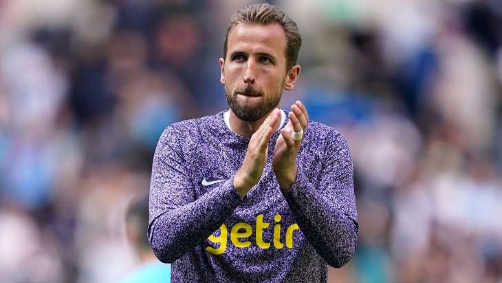 kane tottenham applaudit new