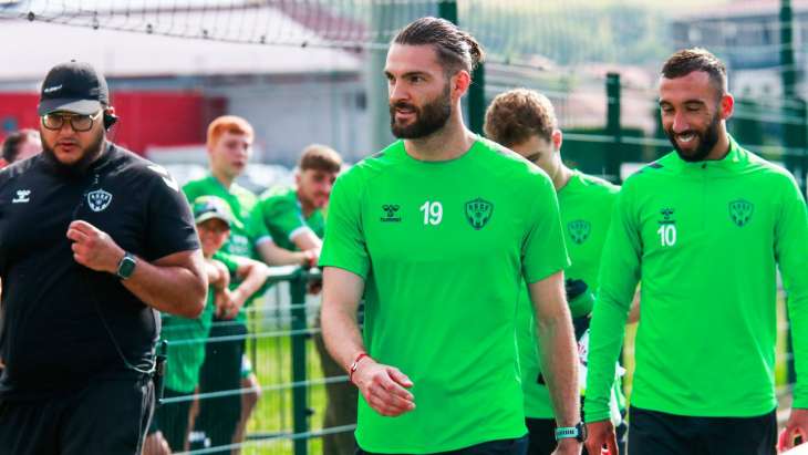 léo-pétrot-reste-asse