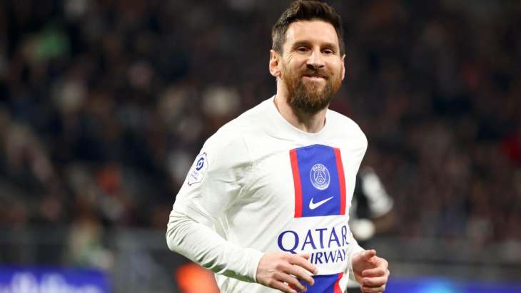 messi angers psg sourire