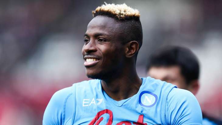 osimhen naples training sourire