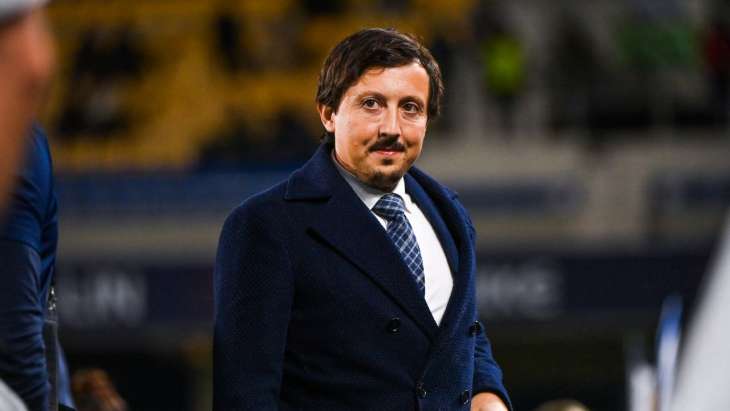 Pablo Longoria sur la pelouse de La Mosson