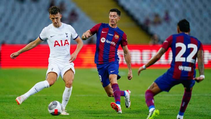 perisic lewandowski tottenham barca