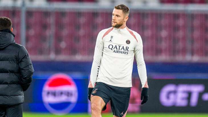 Milan Skriniar à l'échauffement avec le PSG.