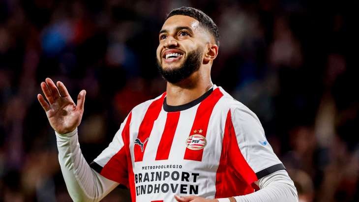 Ismael Saibari, du PSV Eindhoven, observe le match lors de la phase de groupes de l'UEFA Champions League 2025/26.