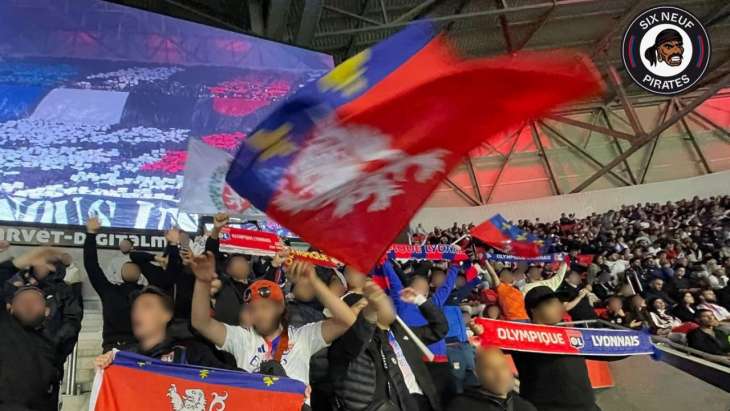 Les Six-Neuf Pirates (SNP), récent groupe de supporters de l'OL