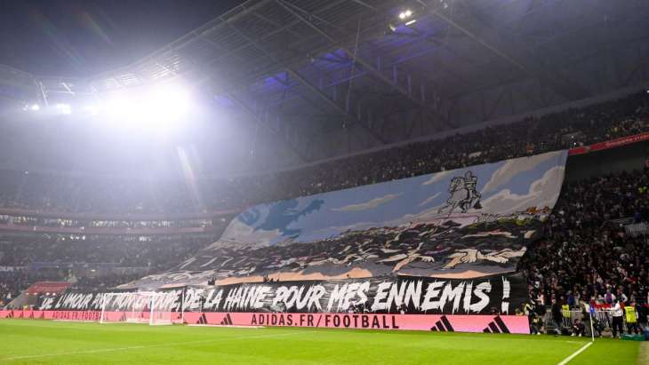 Supporters de l'OL face à l'ASSE